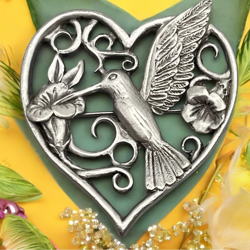 VTG Pewter Hummingbird in Heart Brooch